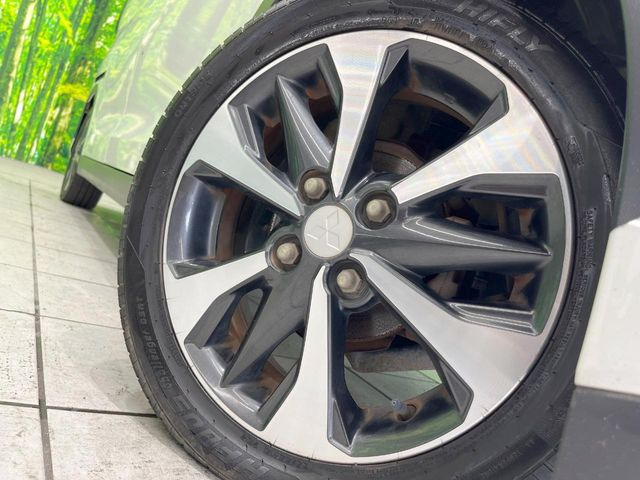 �y����15�C���`�A���~�z�C�[���z�O�ςɃ}�b�`���������A���~�z�C�[���𑕒����Ă���܂��B�e��ЊO�A���~�z�C�[����A�X�^�b�h���X�^�C�����戵�����Ă���܂��B���񂲑��k����������