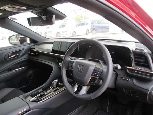 クラウンスポーツ2.5 Z E-Four 4WD