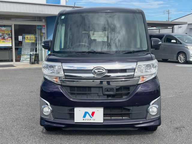 弊社では、全車『修復歴なし』のお車のみ取り扱っております。専任バイヤーによる厳選した仕入れの後、入庫後の車両チェックを行い、ネクステージが認定した高品質な中古車をご提供しております。安心の最長10年・