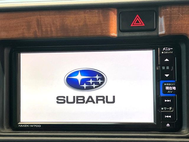 �y�����i�r�z�l�C�̏����i�r�𑕔����Ă���܂��B�i�r�̎g���₷���͂������A�I�[�f�B�I�@�\���[��!�L�����v�◷�s�͂������A�ʋ΂┃�����ȂǕ��i�̃h���C�u���y�����Ȃ�͂���