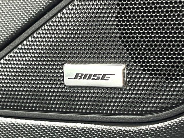 �yBOSE�T�E���h�V�X�e���t�������i�r�z�[���̃i�r�@�\�͂������A���x�ȃ`���[�j���O�\�͂����ڂ���Ă���A�������ȉ��y�����y���݂��������܂���