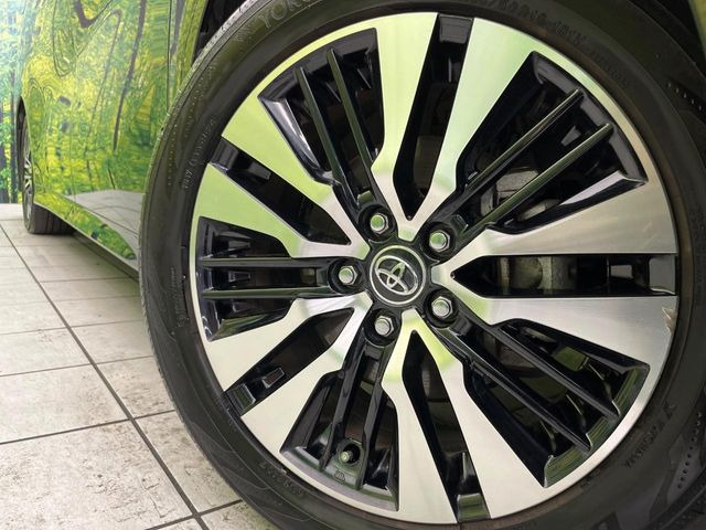�y����18�C���`�A���~�z�C�[���z�O�ςɃ}�b�`���������A���~�z�C�[���𑕒����Ă���܂��B�e��ЊO�A���~�z�C�[����A�X�^�b�h���X�^�C�����戵�����Ă���܂��B���񂲑��k����������