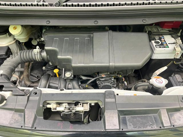 親切・丁寧な専門メカニックスタッフが応対!・車検・点検整備・事故等の修理などアフターサービスも安心。お車のカスタマイズもネクステージのサービススタッフまでご相談ください!
