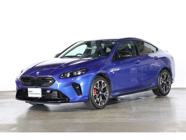 2シリーズグランクーペM235 xドライブ 4WD