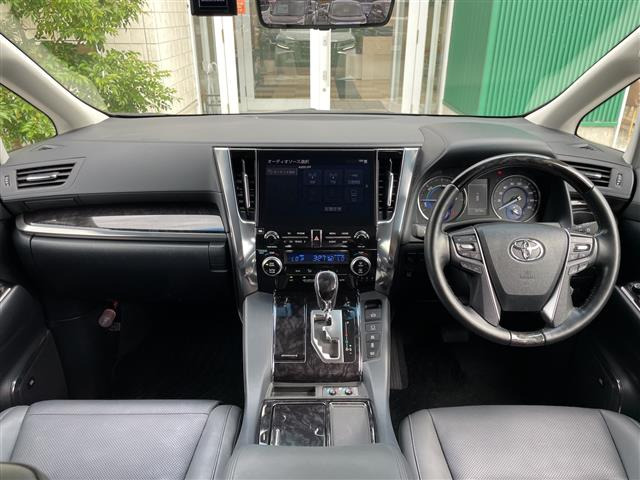 アルファードハイブリッド 2.5 SR Cパッケージ E-Four 4WD