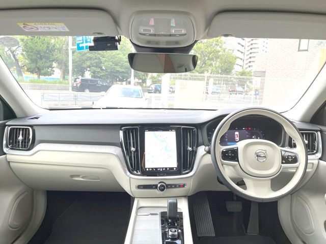 V60クロスカントリープラス B5 AWD 4WD