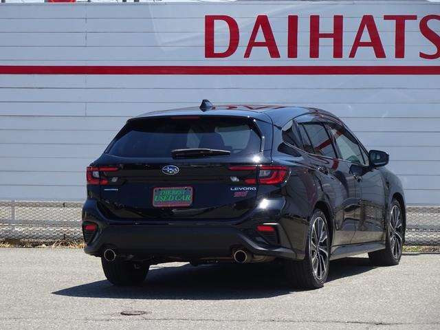 レヴォーグ1.8 STI スポーツ 4WD
