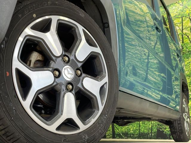 �y����15�C���`�A���~�z�C�[���z�O�ςɃ}�b�`���������A���~�z�C�[���𑕒����Ă���܂��B�e��ЊO�A���~�z�C�[����A�X�^�b�h���X�^�C�����戵�����Ă���܂��B���񂲑��k����������