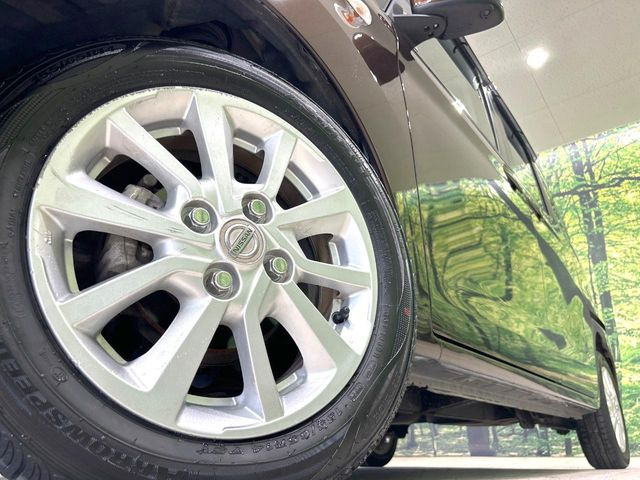 �y����14�C���`�A���~�z�C�[���z�O�ςɃ}�b�`���������A���~�z�C�[���𑕒����Ă���܂��B�e��ЊO�A���~�z�C�[����A�X�^�b�h���X�^�C�����戵�����Ă���܂��B���񂲑��k����������