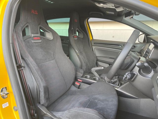 ���V�[�g�̎g�p��:�j��E�ւ�������Ȃ��A�����̒ʂ肫�ꂢ�ȏ�Ԃ��ێ����Ă���܂��B�܂��A�����N���[�j���O�E�R�[�e�B���O�����p�����������܂��B