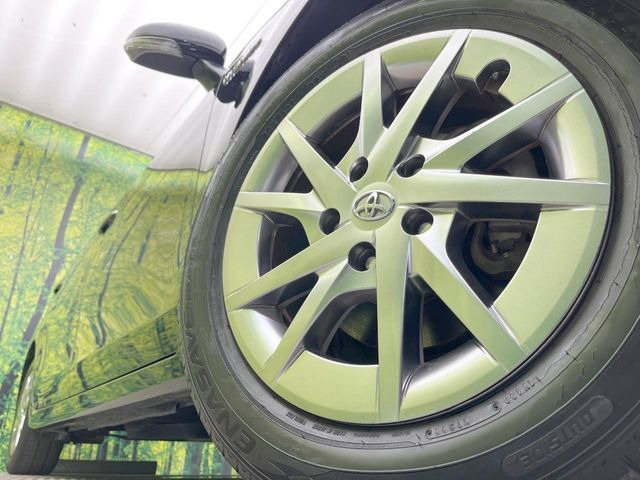 �y����16�C���`�A���~�z�C�[���z�O�ςɃ}�b�`���������A���~�z�C�[���𑕒����Ă���܂��B�e��ЊO�A���~�z�C�[����A�X�^�b�h���X�^�C�����戵�����Ă���܂��B���񂲑��k����������