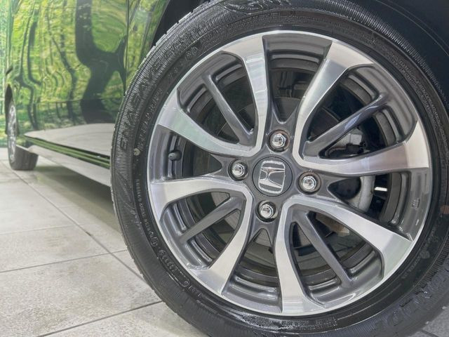 �y����14�C���`�A���~�z�C�[���z�O�ςɃ}�b�`���������A���~�z�C�[���𑕒����Ă���܂��B�e��ЊO�A���~�z�C�[����A�X�^�b�h���X�^�C�����戵�����Ă���܂��B���񂲑��k����������