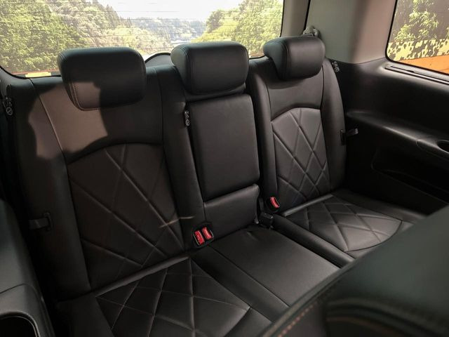 3��ڃV�[�g�͂�������ԗǍD����l�ł��������ƍ����Ē����܂��̂ŁA��l���ł̂��o���������N���N�ł��􂲉Ƒ��ŁA�C�̒m�ꂽ���ԂŁA�h���C�u�ɍs���̂��y���݂ł��ˁ�