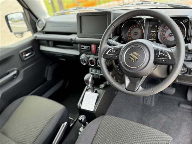 ジムニーシエラ1.5 JC 4WD