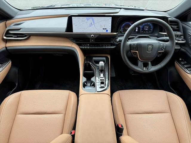 クラウンスポーツ2.5 Z E-Four 4WD