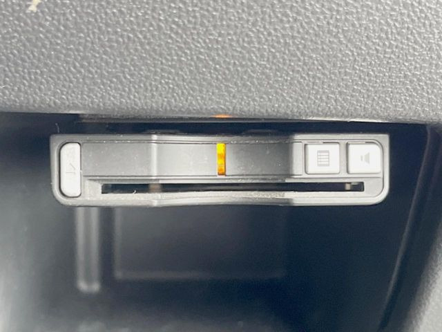 【ETC】高速道路の料金所をストレスなく通過!話題のスポットやサービスエリアに多い「スマートIC」利用時は必須のアイテムです。当店でセットアップを実施、ご納車当日からすぐにご利用いただけます!