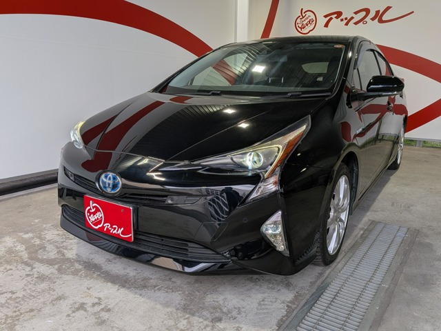 プリウス1.8 A ツーリングセレクション E-Four 4WD
