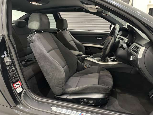 3シリーズクーペ320i