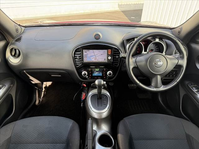 ジューク1.5 15RX V セレクション