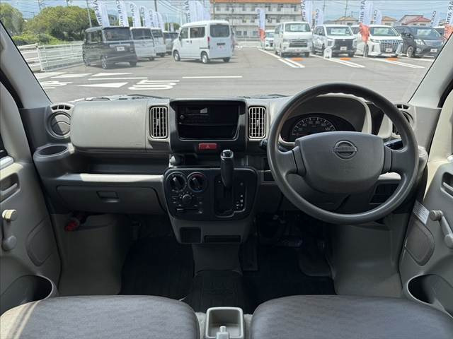 NV100クリッパーDX 5AGS車
