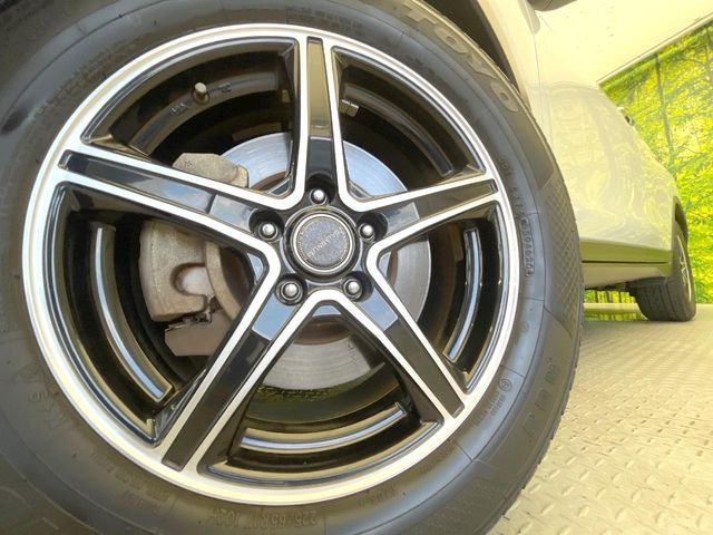 �y17�C���`�A���~�z�C�[���z�O�ςɃ}�b�`�����A���~�z�C�[���𑕒����Ă���܂��B�e��A���~�z�C�[����A�X�^�b�h���X�^�C�����戵�����Ă���܂��B���񂲑��k����������