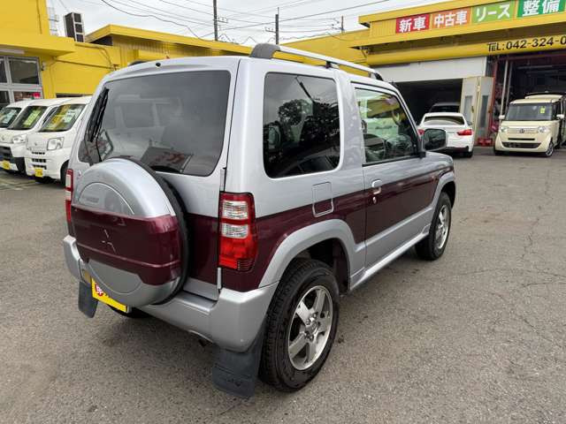 パジェロミニエクシード 4WD