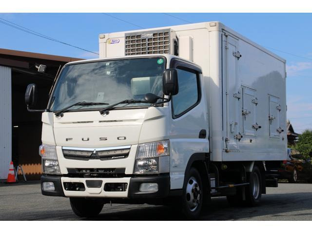 キャンター冷蔵冷凍車