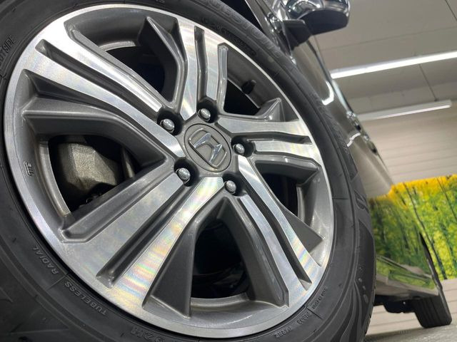 �y�����A���~�z�C�[���z�f�U�C�����̍��������A���~�z�C�[���𑕒����Ă���܂��B�e��ЊO�A���~�z�C�[����A�X�^�b�h���X�^�C�����戵�����Ă���܂��B���񂲑��k����������