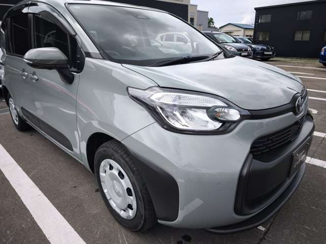 シエンタハイブリッド 1.5 G E-Four 4WD