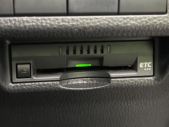 【ETC】高速道路の料金所をストレスなく通過!話題のスポットやサービスエリアに多い「スマートIC」利用時は必須のアイテムです。当店でセットアップを実施、ご納車当日からすぐにご利用いただけます!