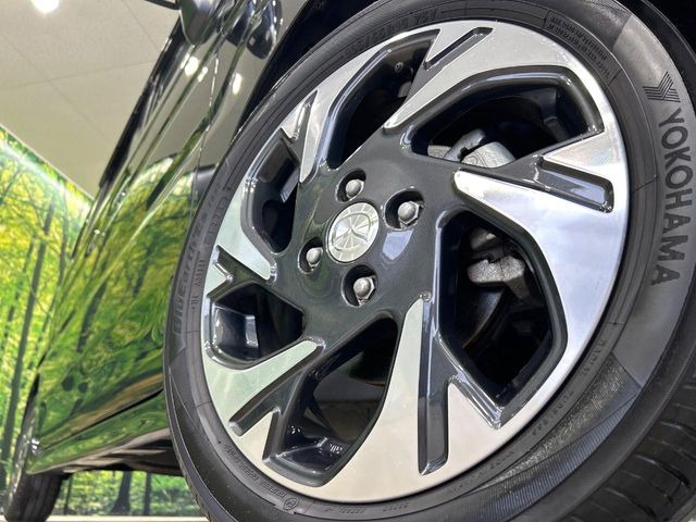 �y����15�C���`�A���~�z�C�[���z�O�ςɃ}�b�`���������A���~�z�C�[���𑕒����Ă���܂��B�e��ЊO�A���~�z�C�[����A�X�^�b�h���X�^�C�����戵�����Ă���܂��B���񂲑��k����������