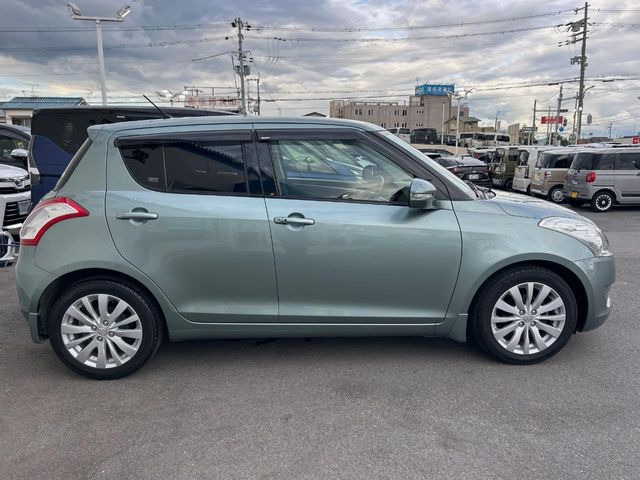 �������x�̃K���X�疌�ŝ����͂������A�㎿�ȃc���E����������B���O����_���J�����؂Ȉ��Ԃ�ی삵�A�F�����E�򉻂�h�~�B�u�e�X�v���b�V���R�[�g�v�A�u�e�v���~�b�T�R�[�g�v���炨�I�т��������܂��B