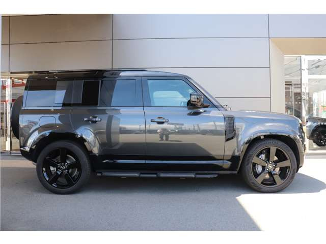 ディフェンダー110 X ダイナミック HSE 3.0L D350 ディーゼル 4WD