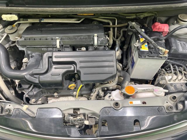 親切・丁寧な専門メカニックスタッフが応対!・車検・点検整備・事故等の修理などアフターサービスも安心。お車のカスタマイズもネクステージのサービススタッフまでご相談ください!
