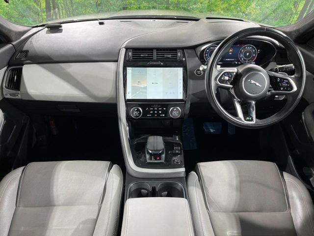 EペイスRダイナミック HSE 2.0L P250 4WD