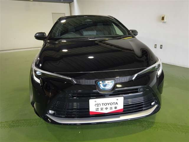 カローラツーリング1.8 ハイブリッド W×B