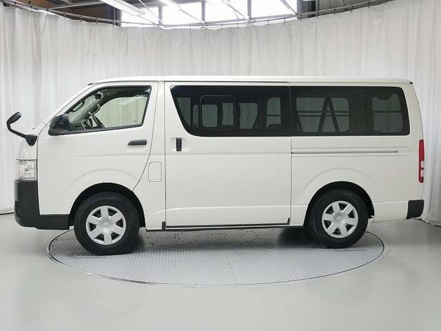 レジアスエース2.8 DX ロング ディーゼル 4WD