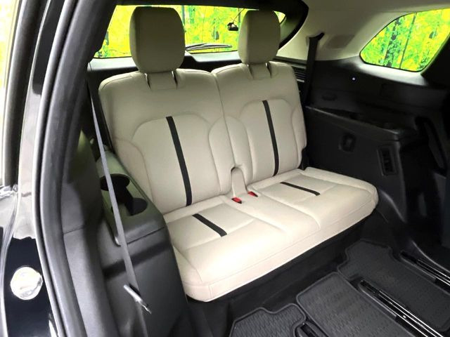 3��ڃV�[�g�͂�������ԗǍD����l�ł��������ƍ����Ē����܂��̂ŁA��l���ł̂��o���������N���N�ł��􂲉Ƒ��ŁA�C�̒m�ꂽ���ԂŁA�h���C�u�ɍs���̂��y���݂ł��ˁ�