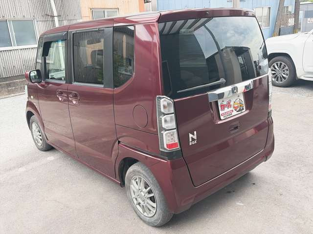 ���X�ł͌y�����Ԃ��畁�ʎԂ܂ŕ��L���I�[�����[�J�[�̎Ԏ�E�F�E�O���[�h��L�x�ɑ����Ă���܂��B