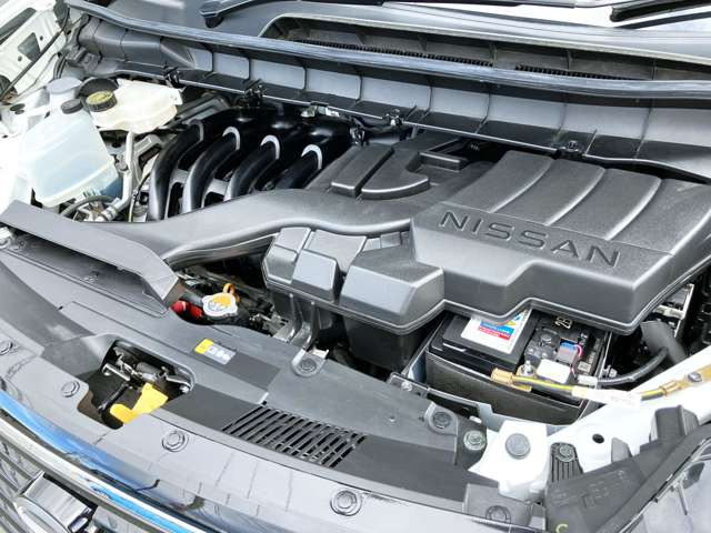 セレナ2.0 ハイウェイスターV 4WD