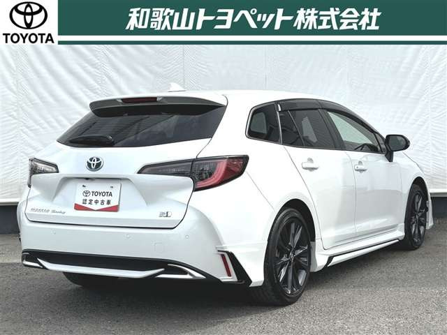 カローラツーリング1.8 ハイブリッド W×B