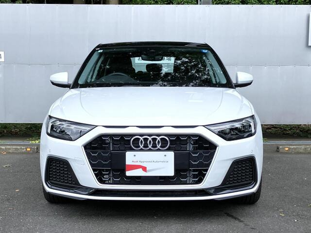 A1スポーツバック25 TFSI アドバンスド