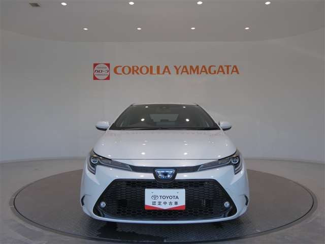 カローラツーリング1.8 ハイブリッド W×B