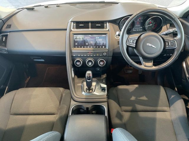 Eペイス2.0L P250 4WD