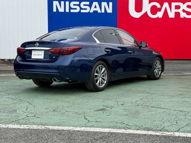スカイライン3.0 GT