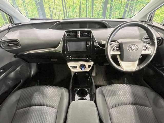プリウス1.8 S セーフティ プラス