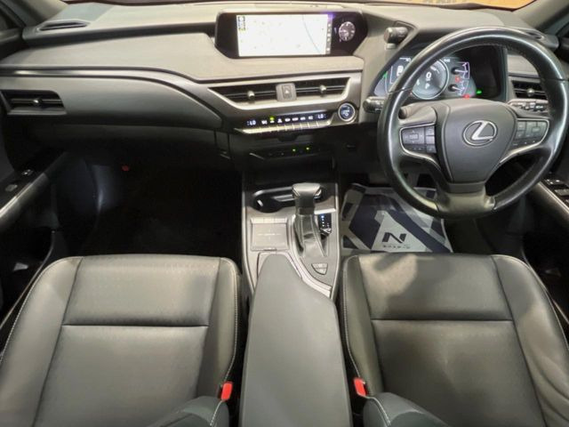 UX250h バージョンC