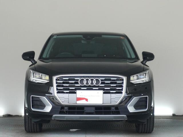 Q21.0 TFSI スポーツ