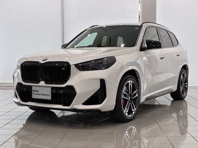 X1M35i xドライブ DCT 4WD