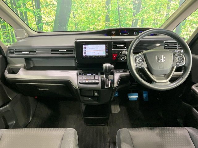 ステップワゴン1.5 スパーダ ホンダ センシング